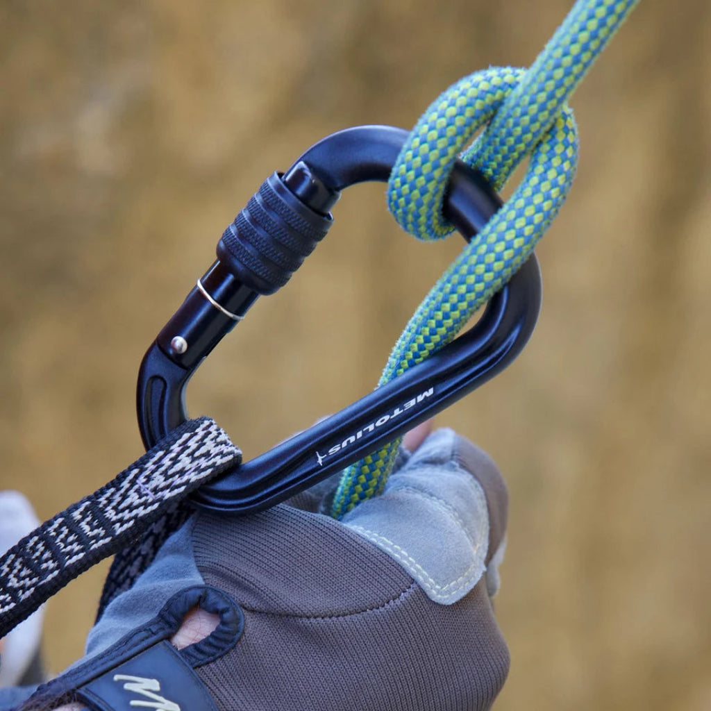 Element II Screw Carabiner