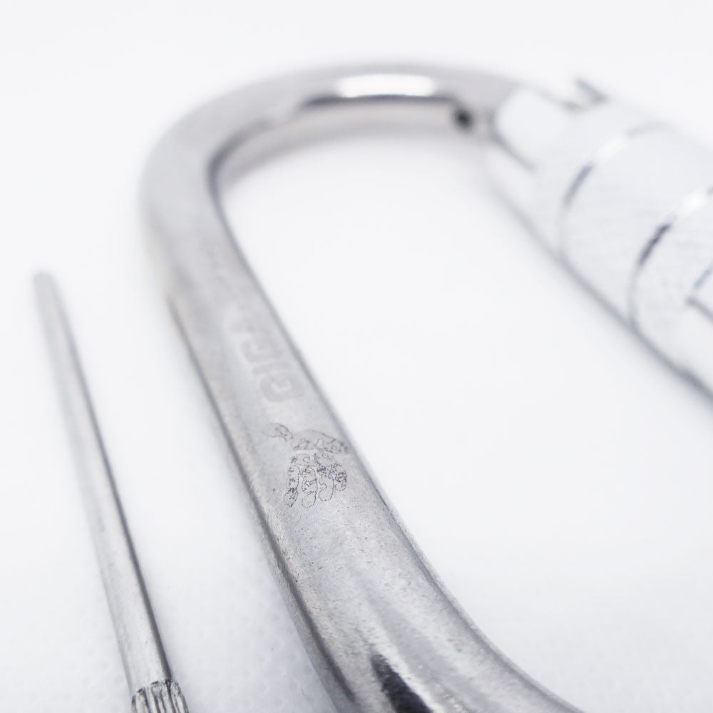 Triple Lock w/Captive Pin Carabiner